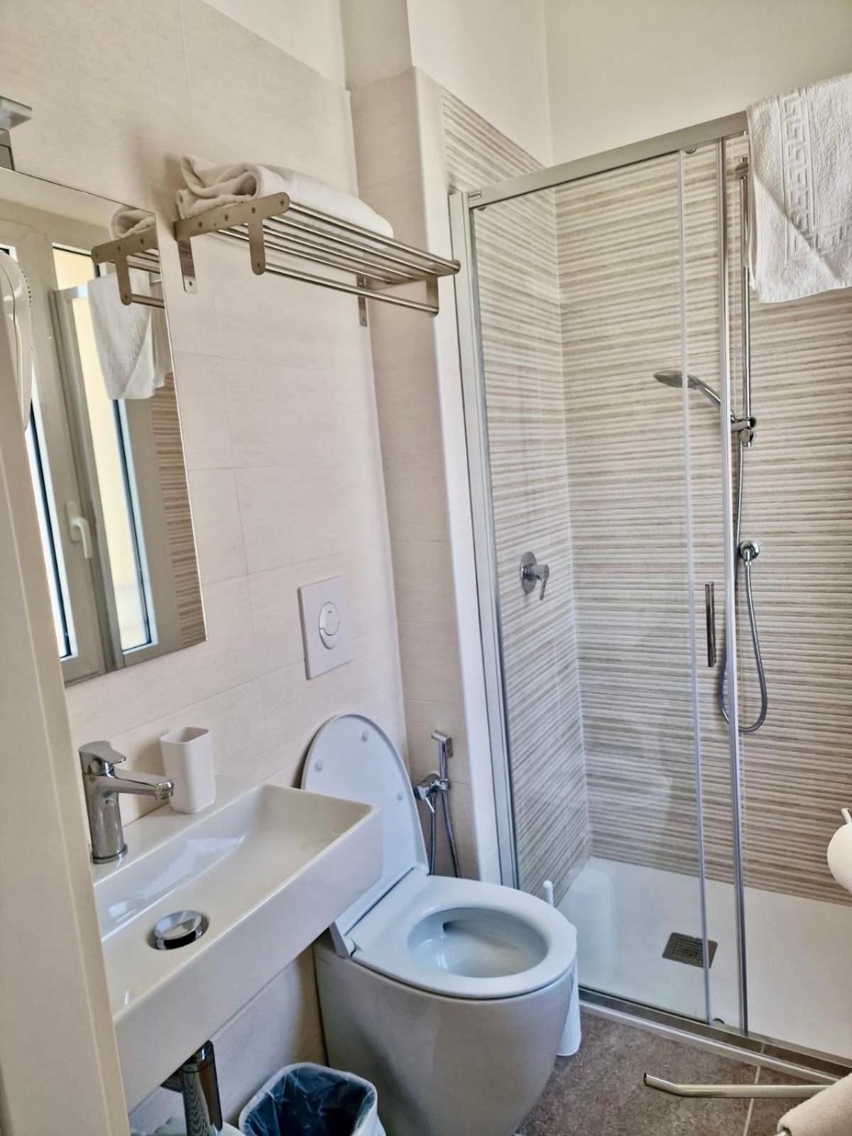 Hotel Augusta Caorle Bagian luar foto