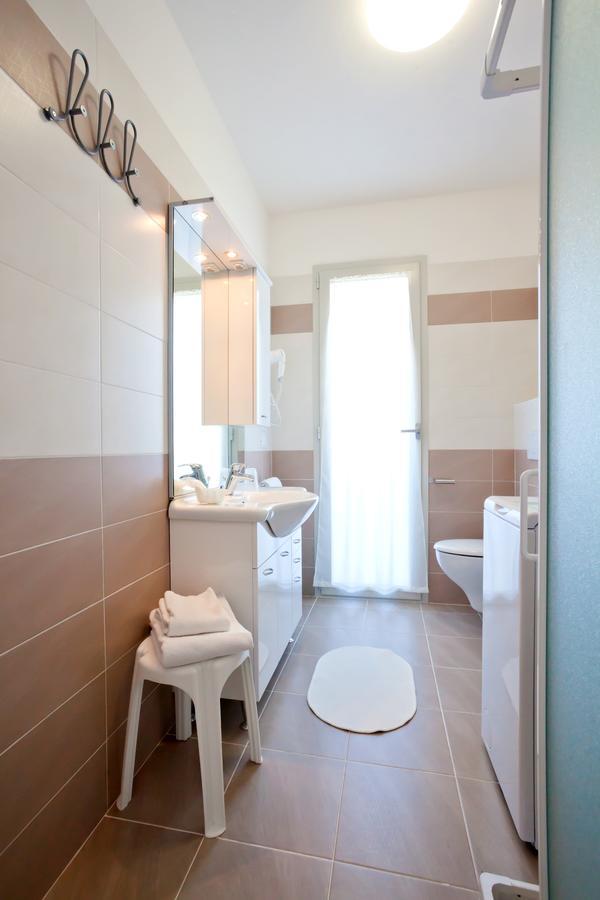 Hotel Augusta Caorle Bagian luar foto